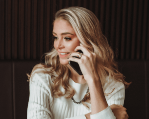 Femme professionnelle élégante